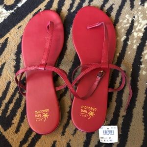 ♦️3 x $25 ♦️Montego Bay red sandals NWT